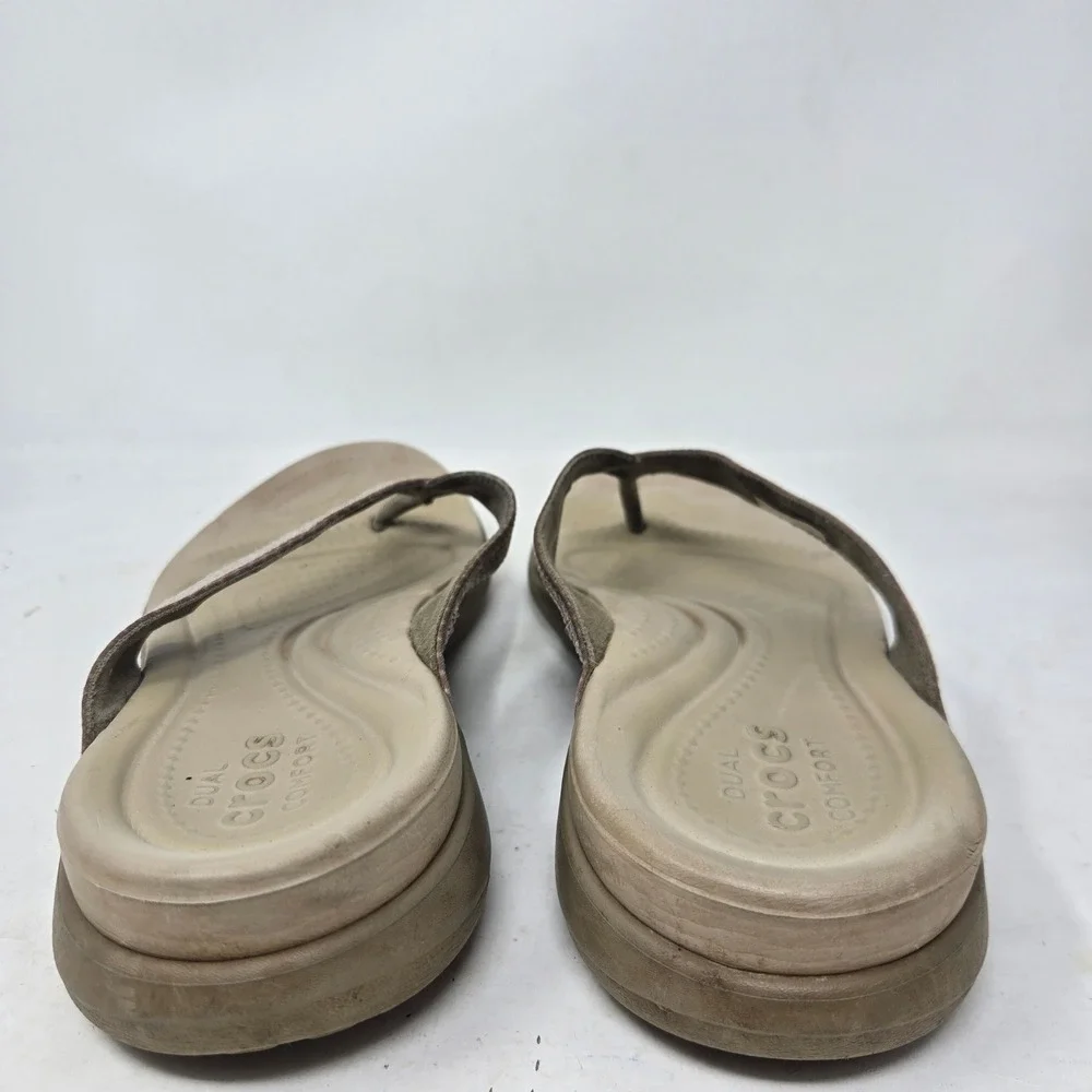 Crocs Capri V Sequin Flip Flops Khaki Tan Dual Comfort Sandals Womens 9